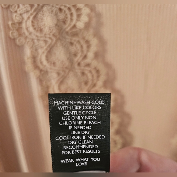 Torrid Top - Picture 4 of 4